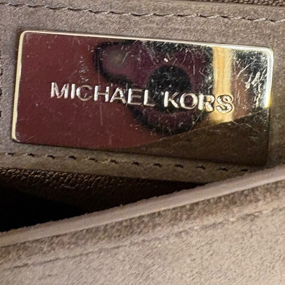 Michael Kors Collection gray/taupe small fringed suede shoulder bag - Picture 13 of 15